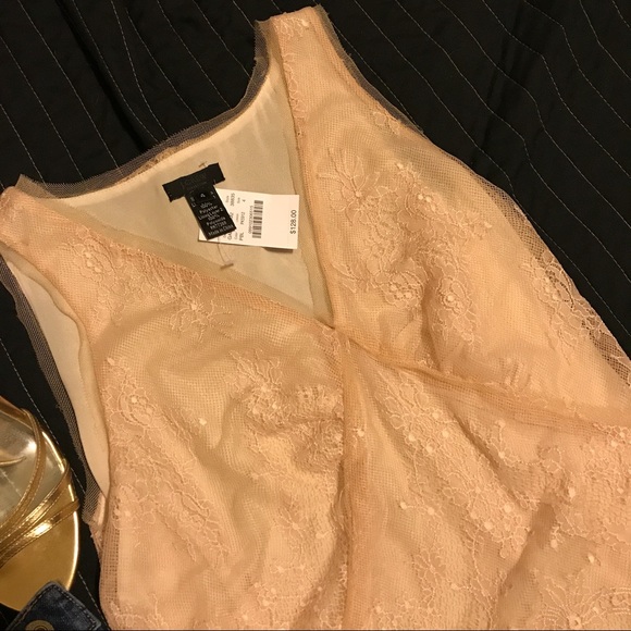 NWT $128 J. Crew Pink Lace Sleeveless Blouse 🎀 - Picture 2 of 4